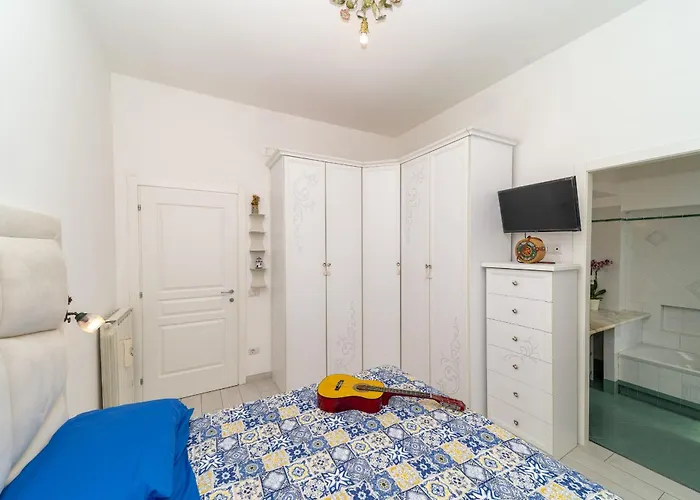 Casa Melevyen In Holiday home *